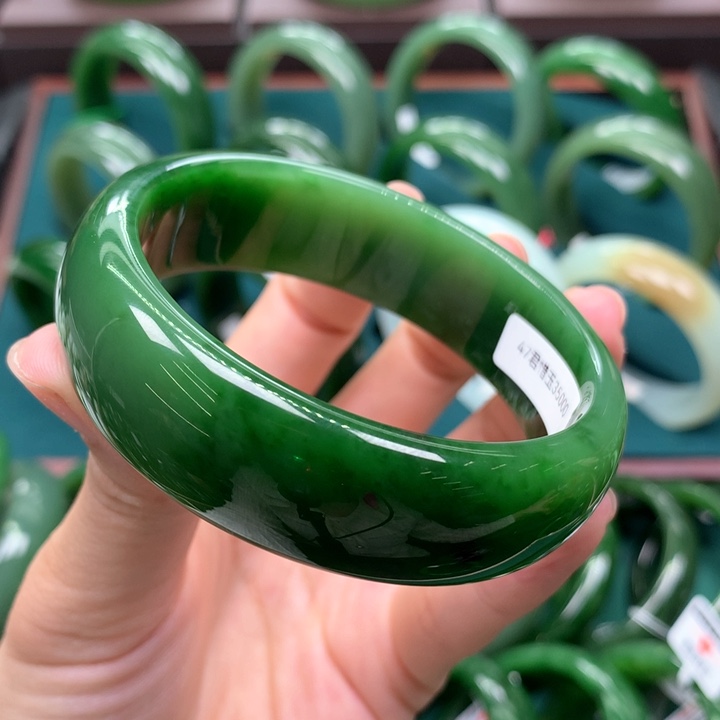 未镶嵌手镯和田玉（碧玉）5758