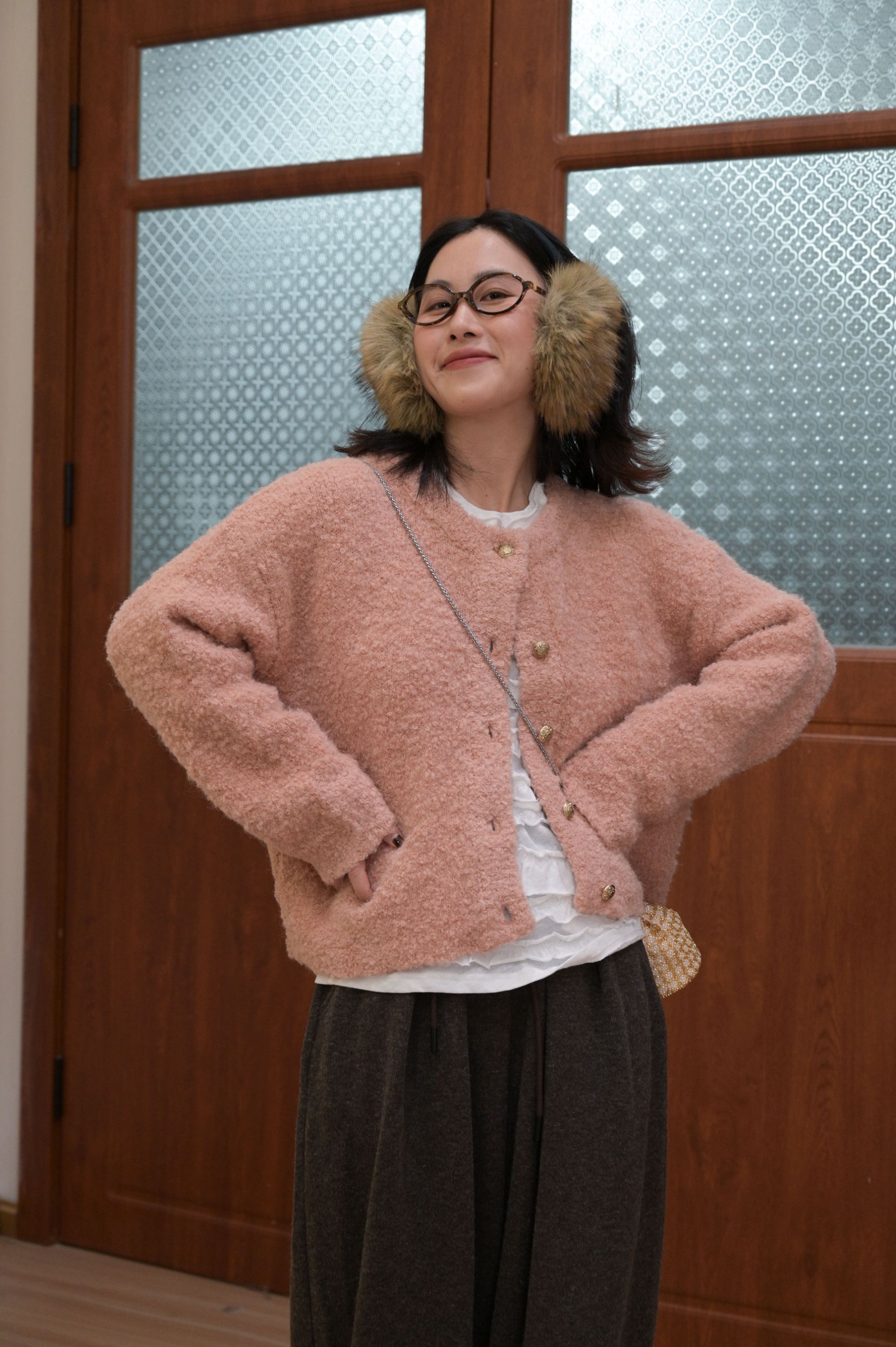 乐子家438-464冬季上衣小众百搭极简风格毛衣