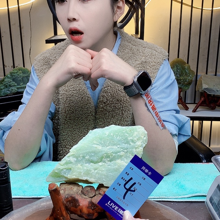 大***模蛇纹石玉未镶嵌原石