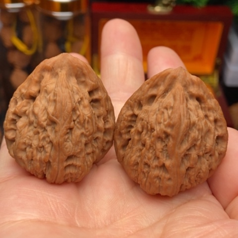 文玩核桃吊坠三角疆34.5全品