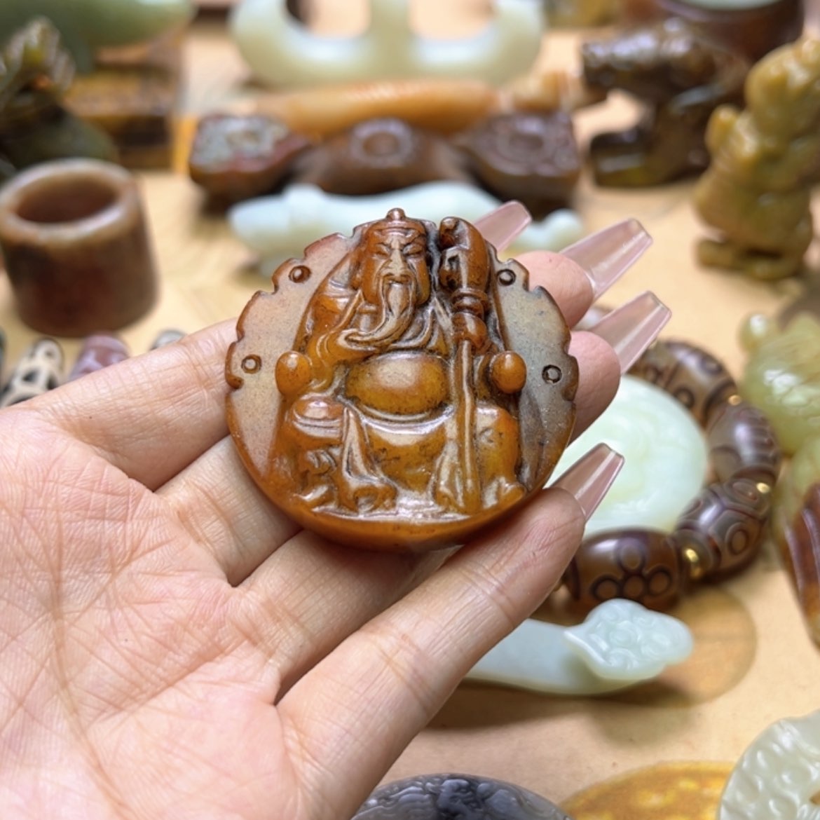 【闪购商品】蛇纹石玉颈饰未镶嵌