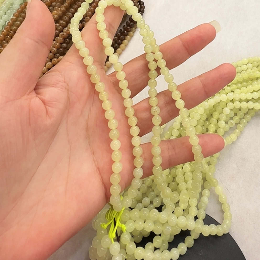 和田玉未镶嵌毛衣链