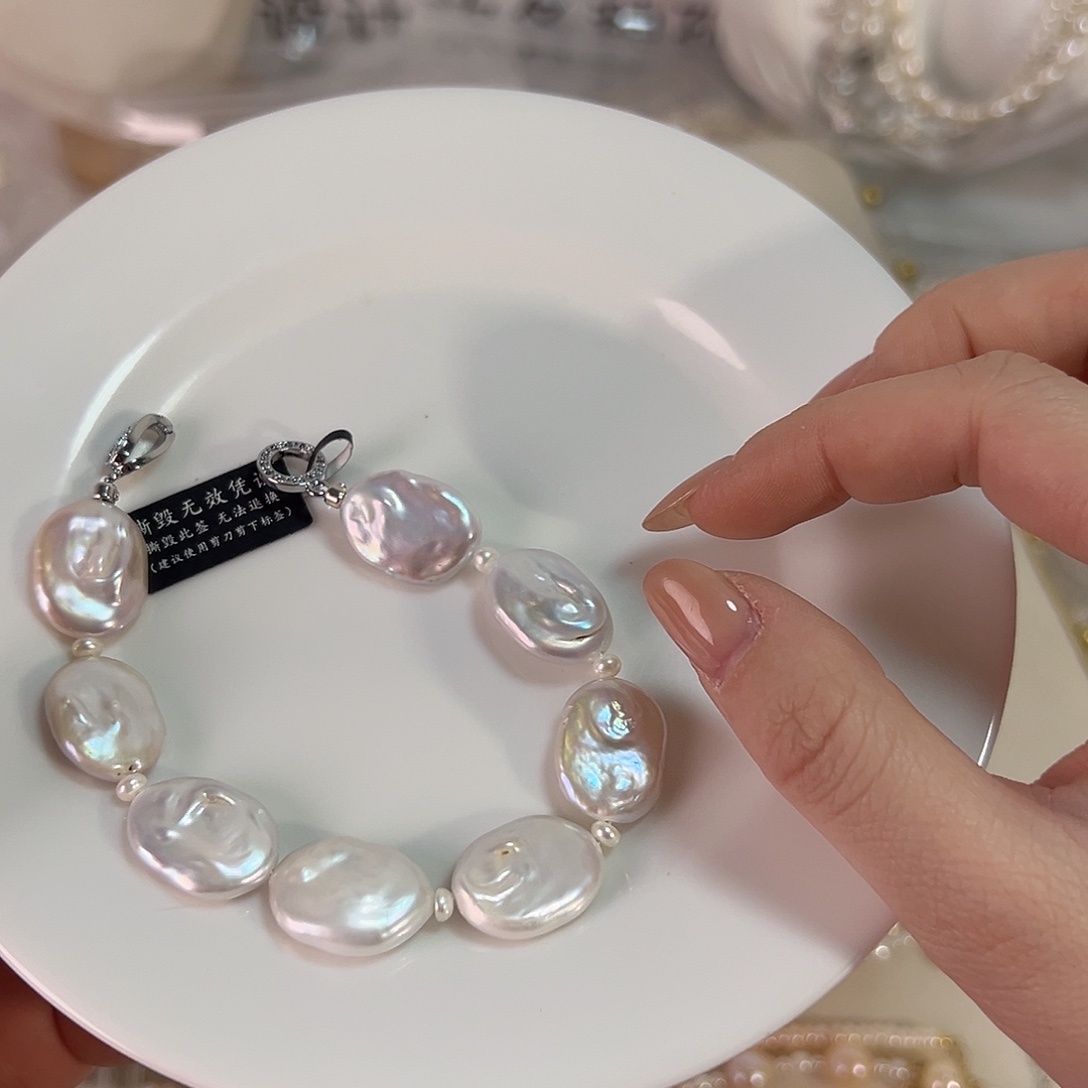 未镶嵌淡水珍珠设计款珠宝