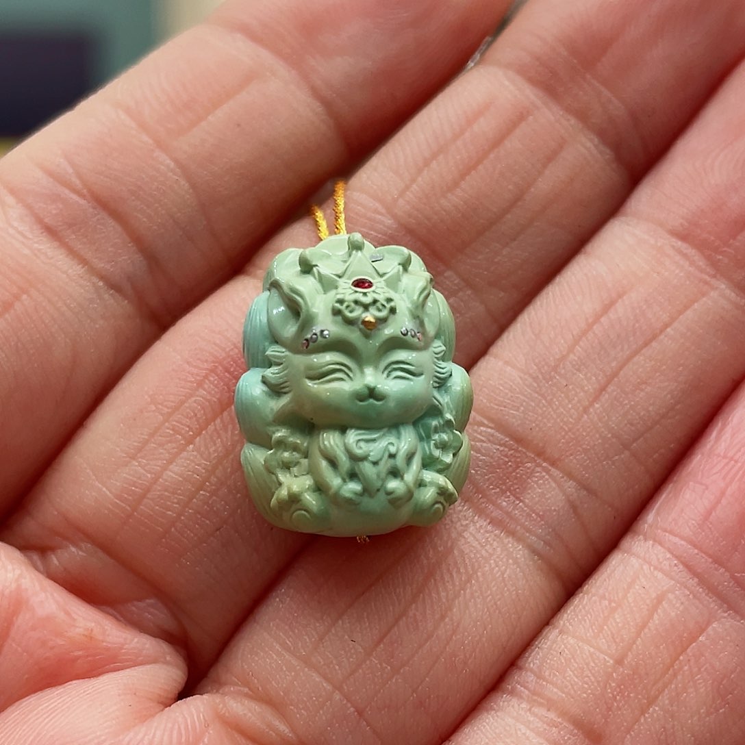 绿松石颈饰未镶嵌