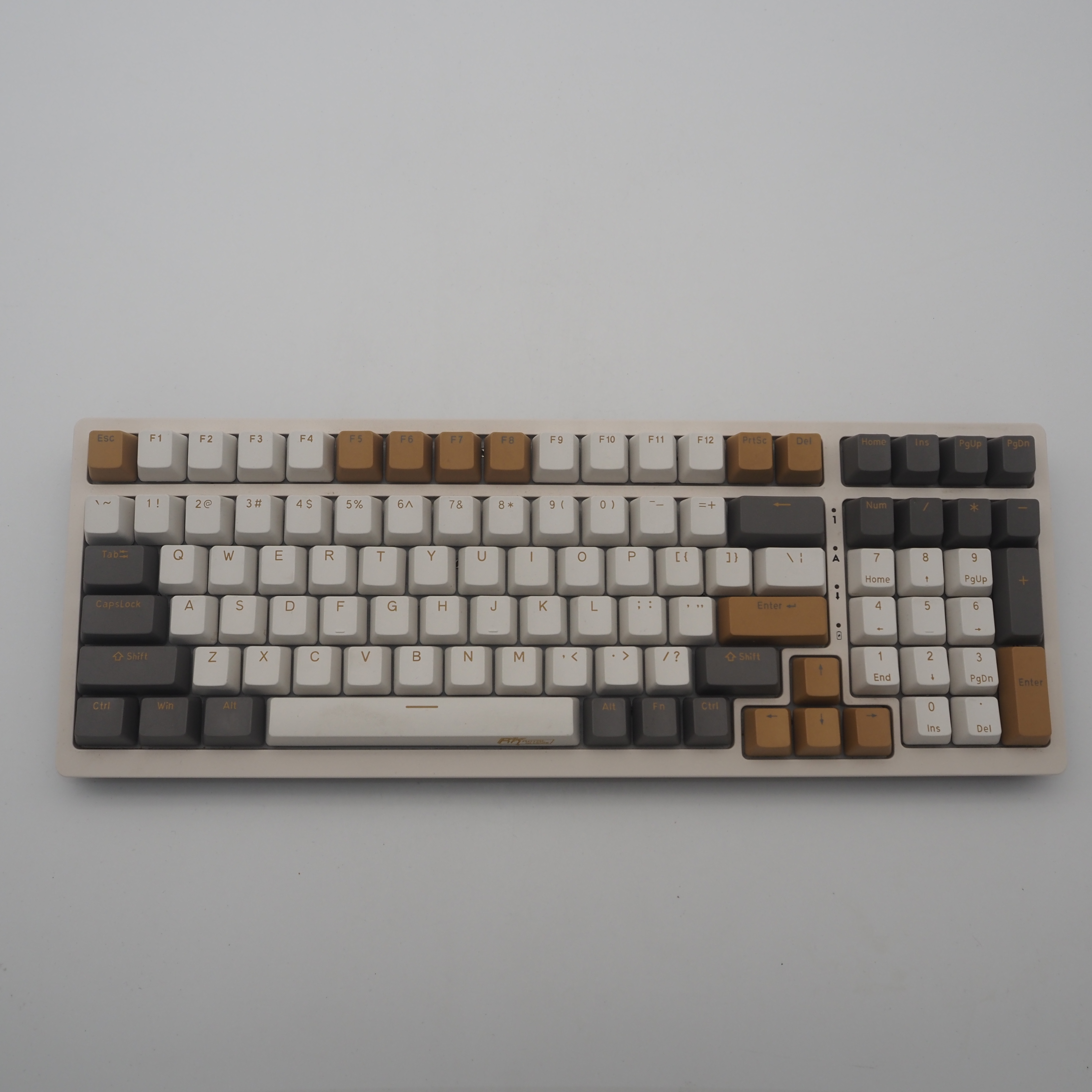 9新  RK98 三模热插拔机械键盘 RGB TTC七彩虹轴 98键