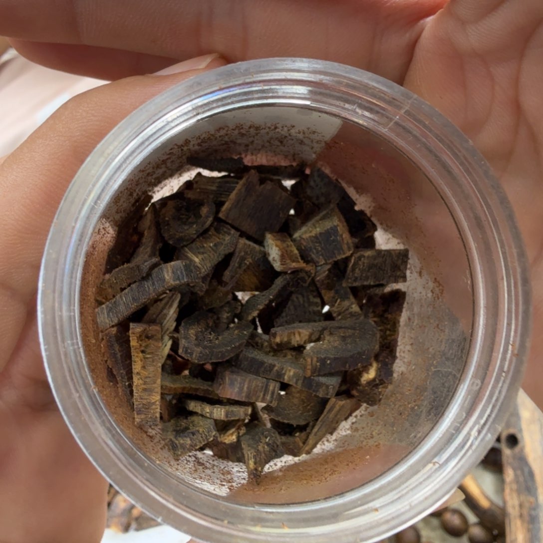 沉香碎屑沉香10克沉水碎料多样性发一