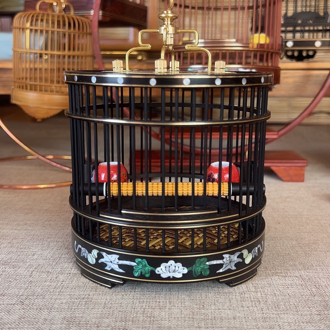 神***云乌木直径12厘米镶花工艺圆笼一个