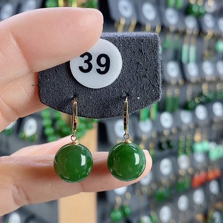 和田玉耳饰18K金镶嵌