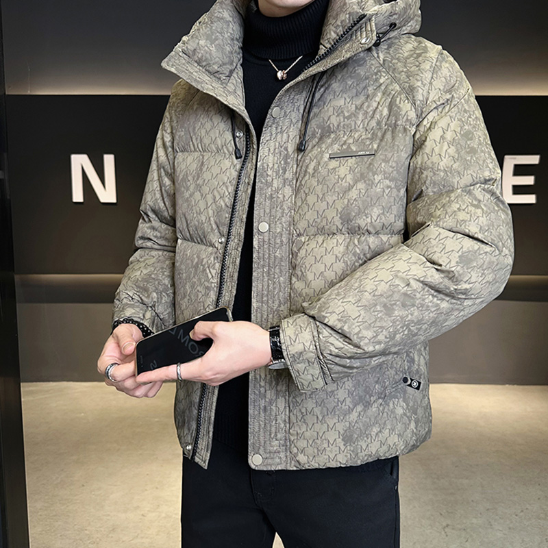 5906 2025冬季御寒保暖锁温防寒服男士时尚休闲断码剪标厚外套