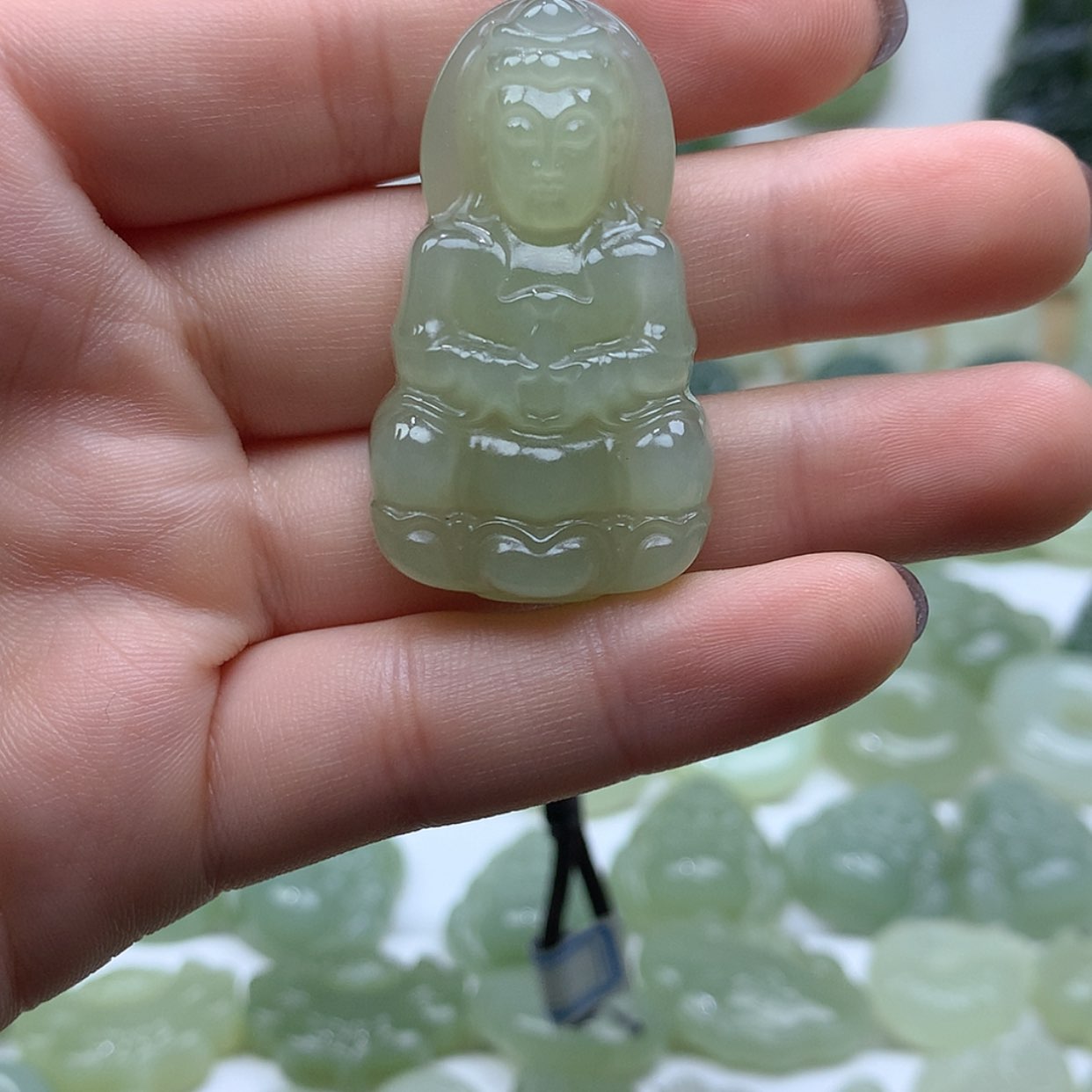 【闪购商品】颈饰未镶嵌和田玉