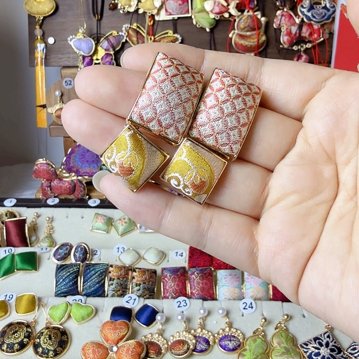 琉璃纯铜合金两对耳钉