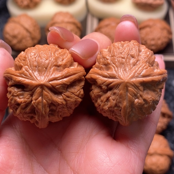 文玩核桃把件野生三棱37