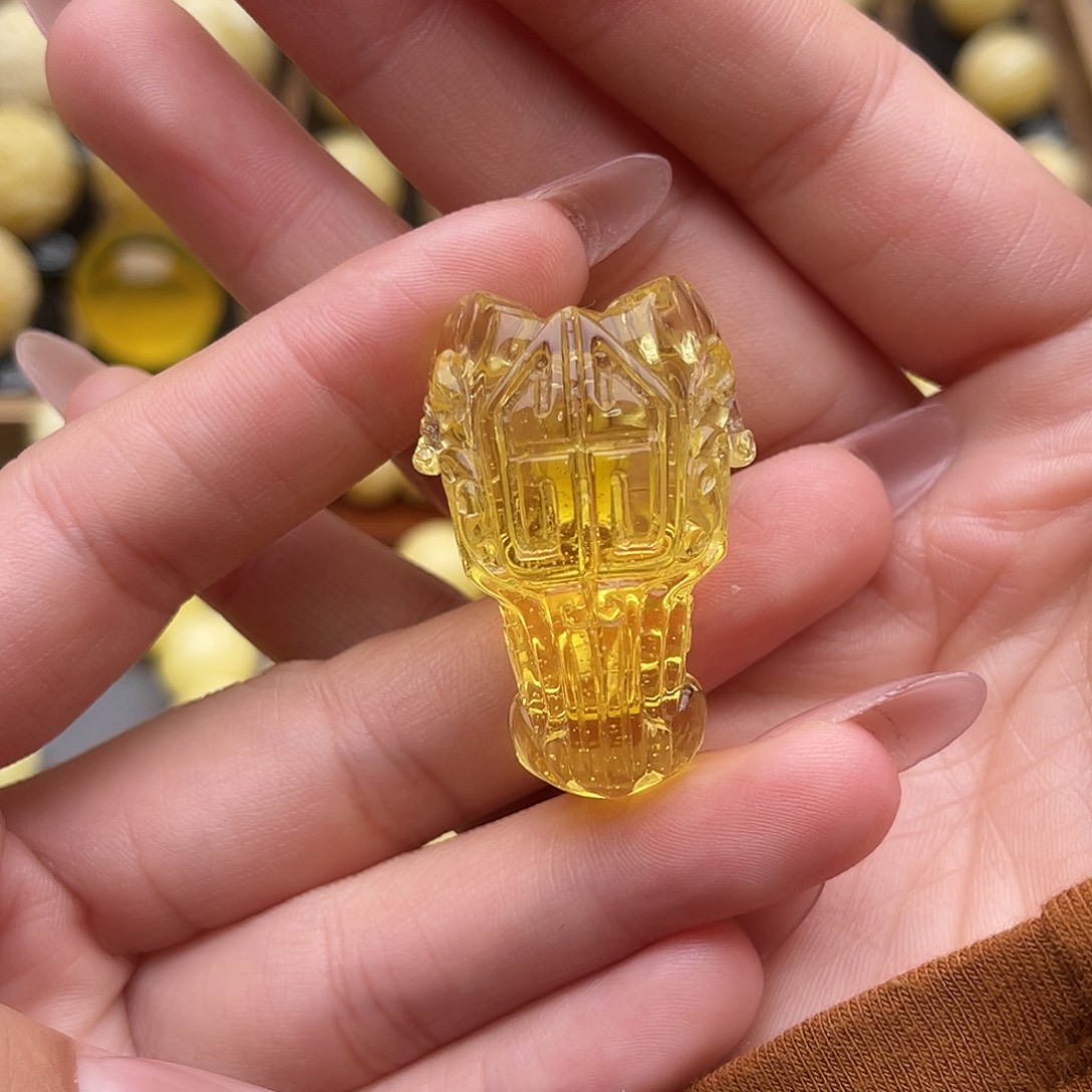 琥珀未镶嵌裸石蜜蜡吊坠