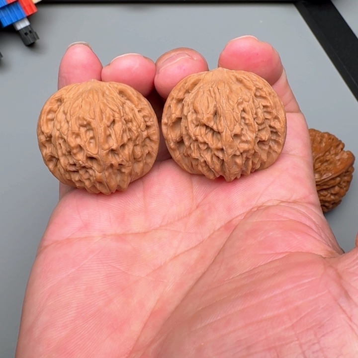 文玩核桃把件山地磨盘37+