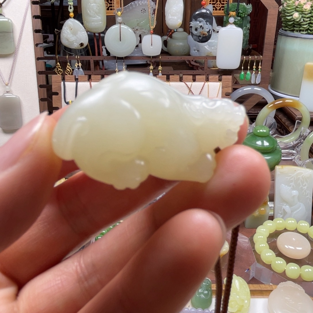 和田玉未镶嵌挂件