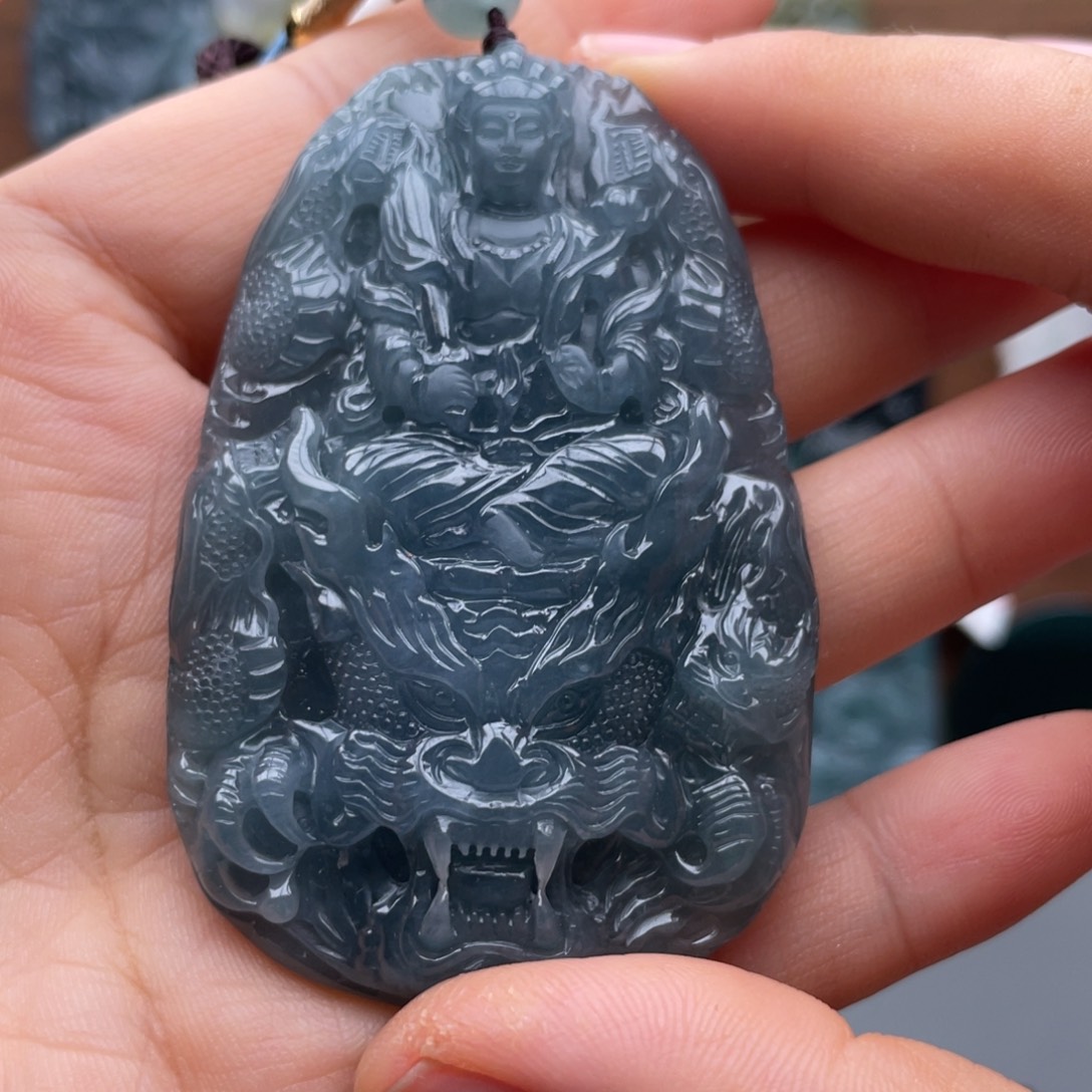 记***你翡翠未镶嵌颈饰天然翡翠