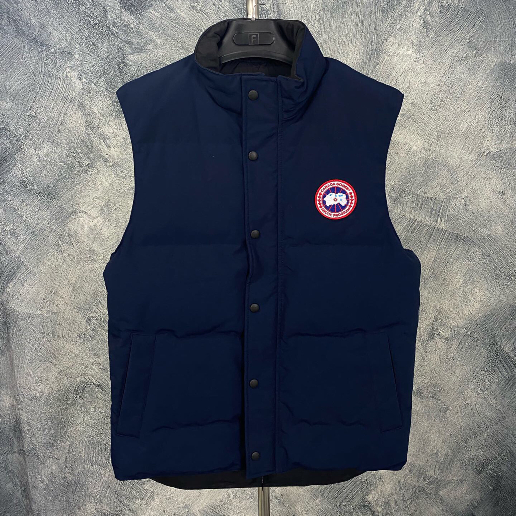 未使用 CANADA GOOSE 背心马甲羽绒服/深蓝色/M码/14140