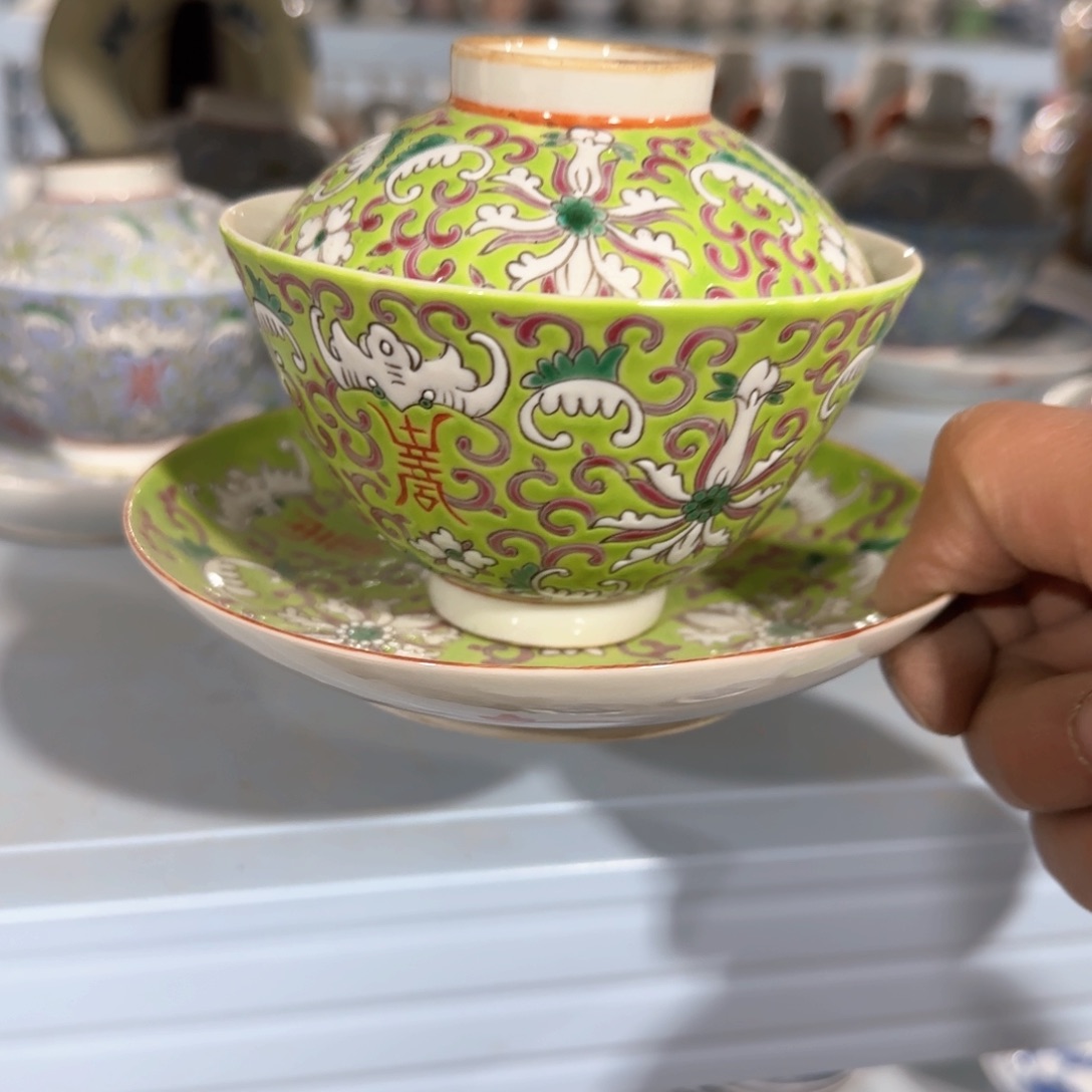 瓷片瓷器等艺术的熏陶以及各种