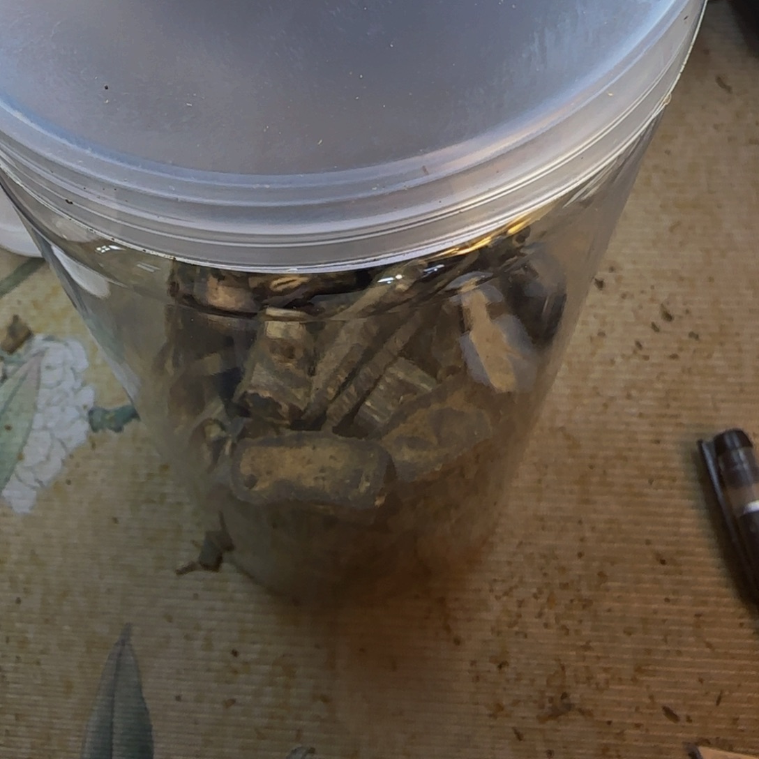 1***2蓝宝石熏香料100克。。。。。