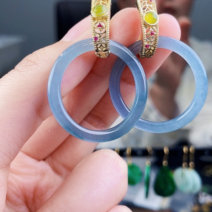 翡翠耳饰未镶嵌饰品