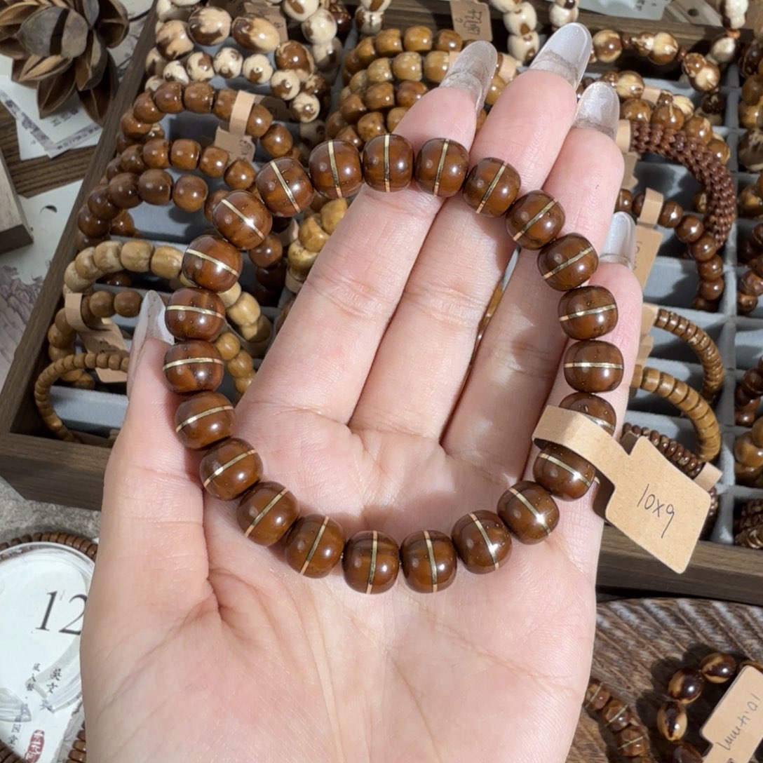 紫金鼠手串红皮金腰带一线天纯肉实心