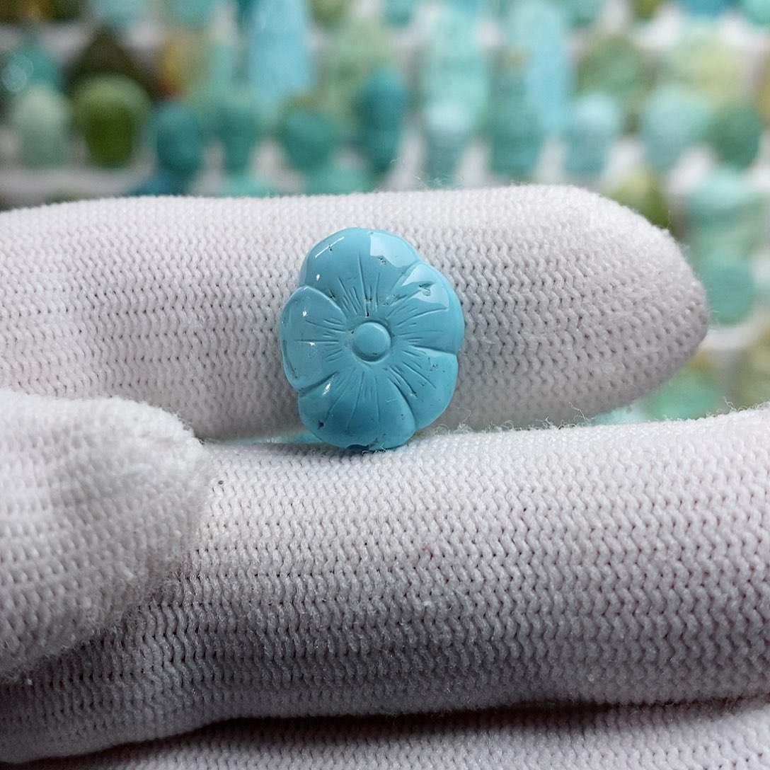 绿松石绿松石未镶嵌