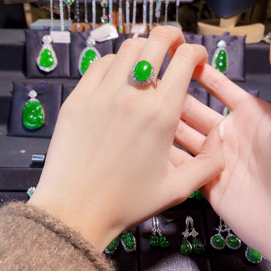 志***饰翡翠银S925镶嵌戒指蛋面