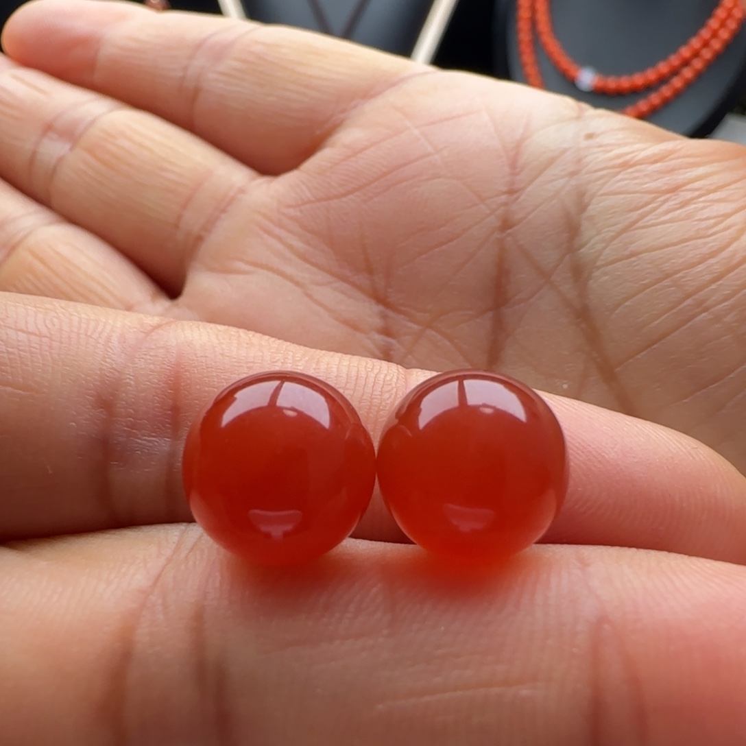 夏***阳南红玛瑙未镶嵌圆珠11皮裂水线