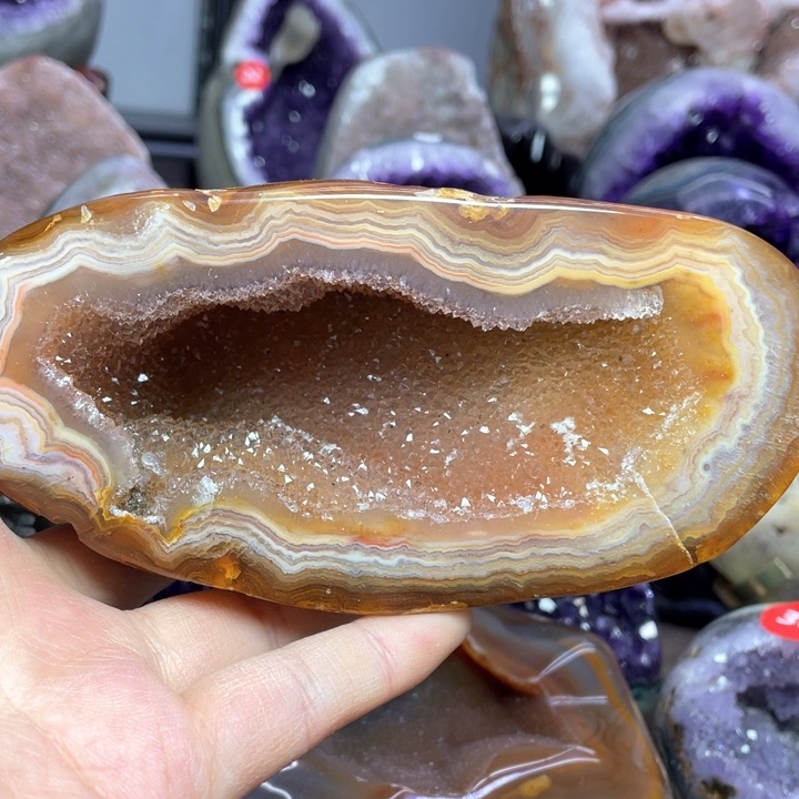 水晶摆件未镶嵌捡漏