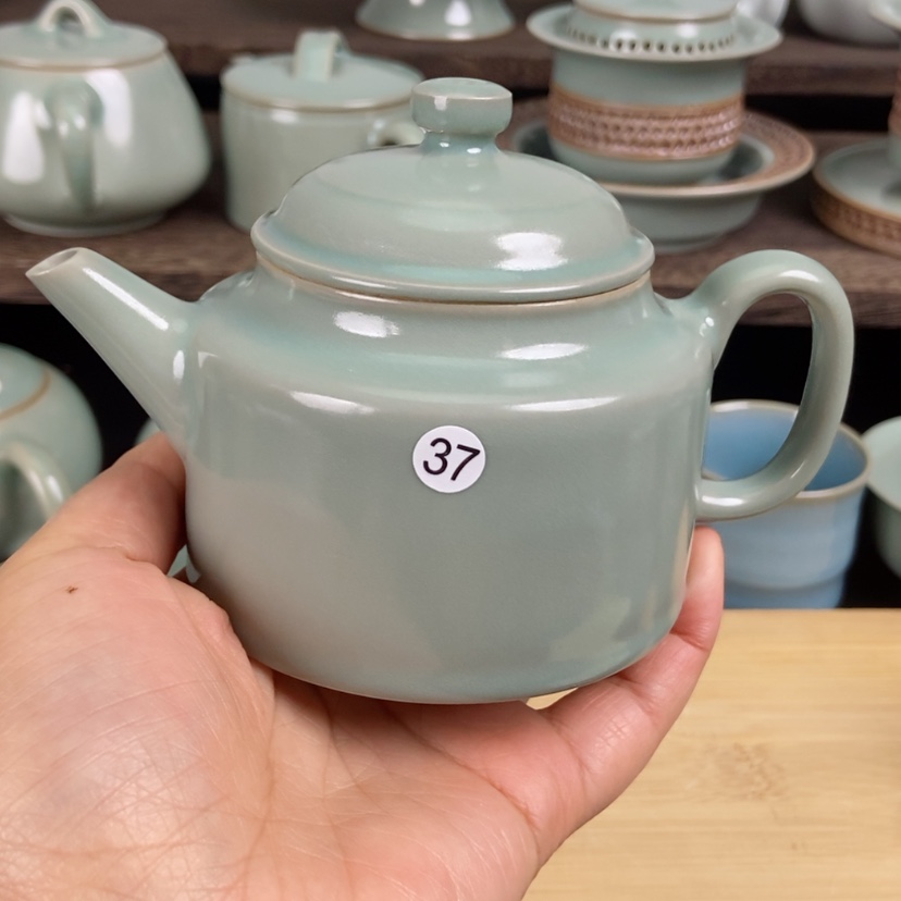 【闪购商品】c***s建流德钟手工原矿