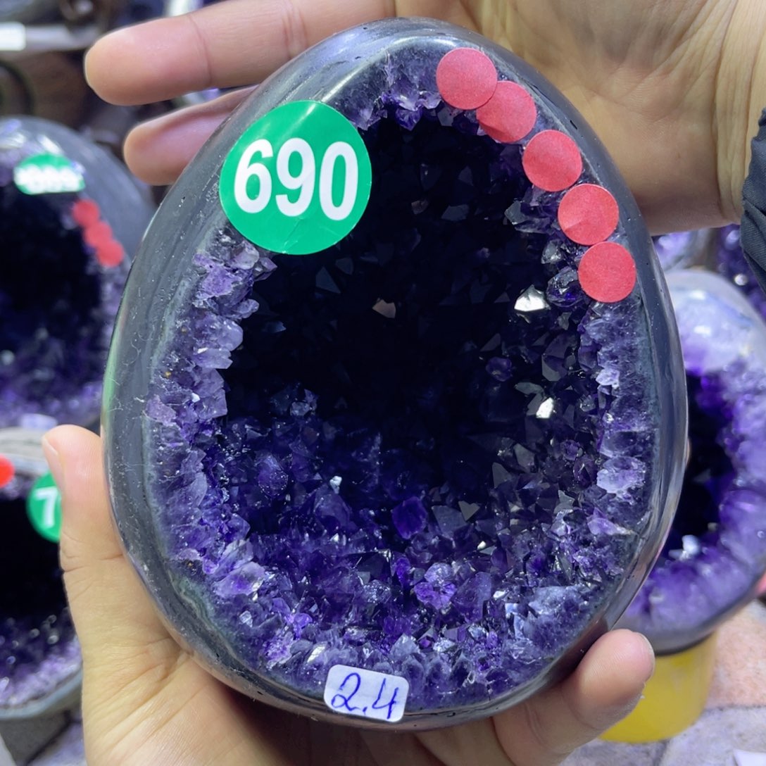 水晶摆件未镶嵌紫水晶