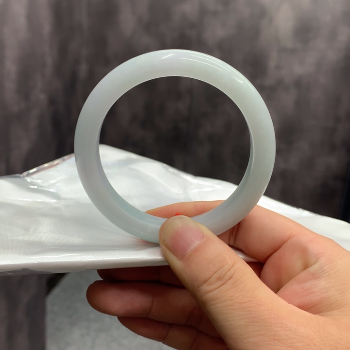 翡翠未镶嵌手镯手镯