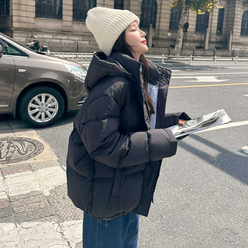 短款羽绒服女高级感冬季保暖女装新款鸭绒女士羽绒服批发湖