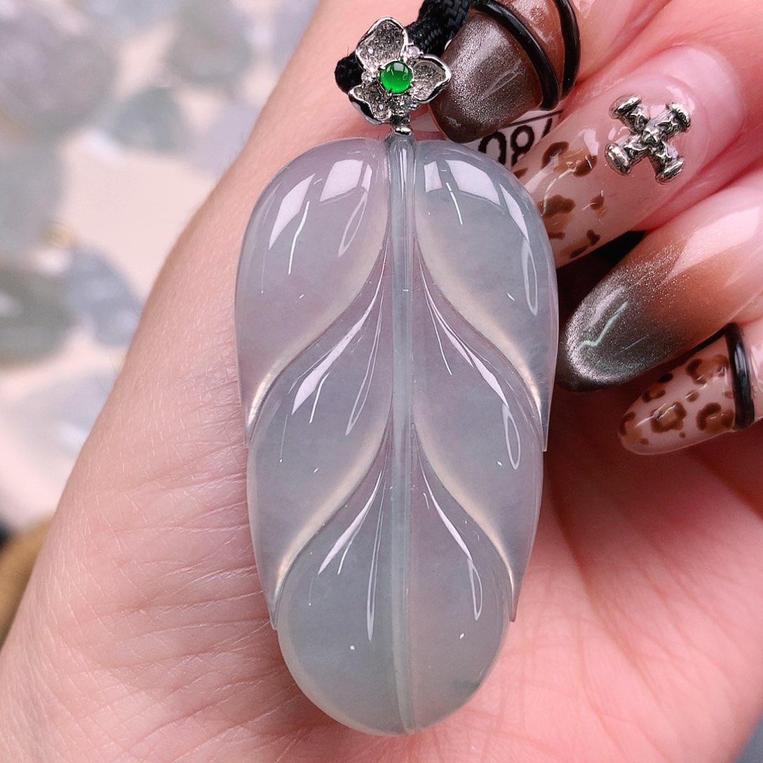 翡翠颈饰18K金镶嵌大叶子50.5、42.7、23.5、5