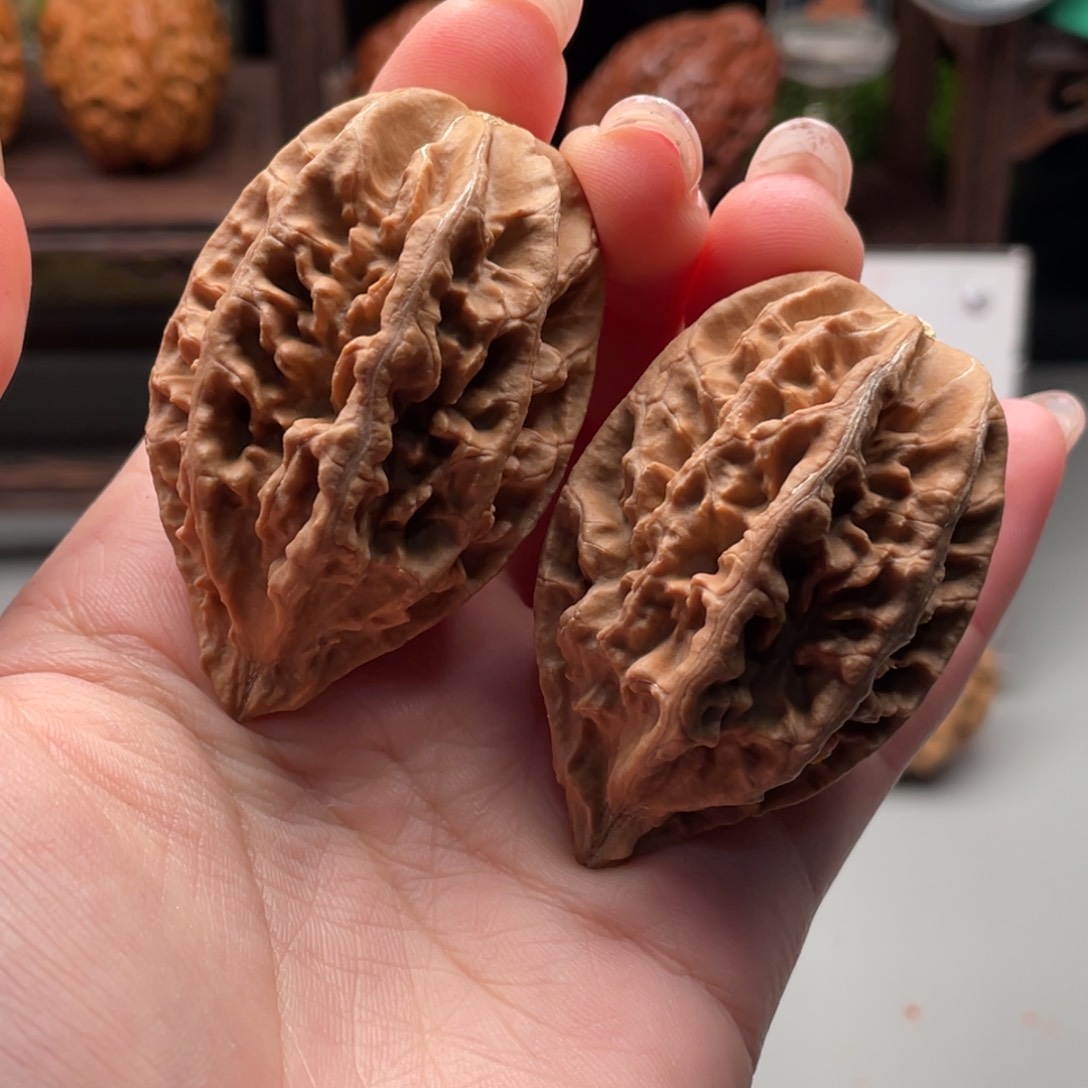 文玩核桃把件小楸千磕尖31