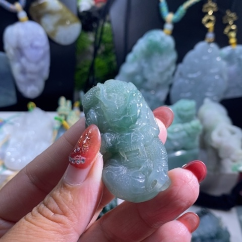 【闪购商品】颈饰未镶嵌翡翠龙牌