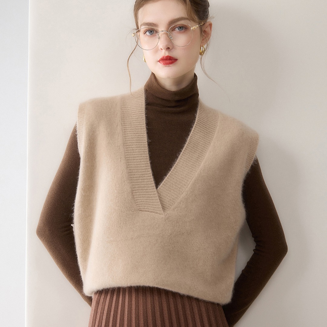 【100%MORO】山羊绒女V领马甲叠穿针织宽松纯色羊绒衫