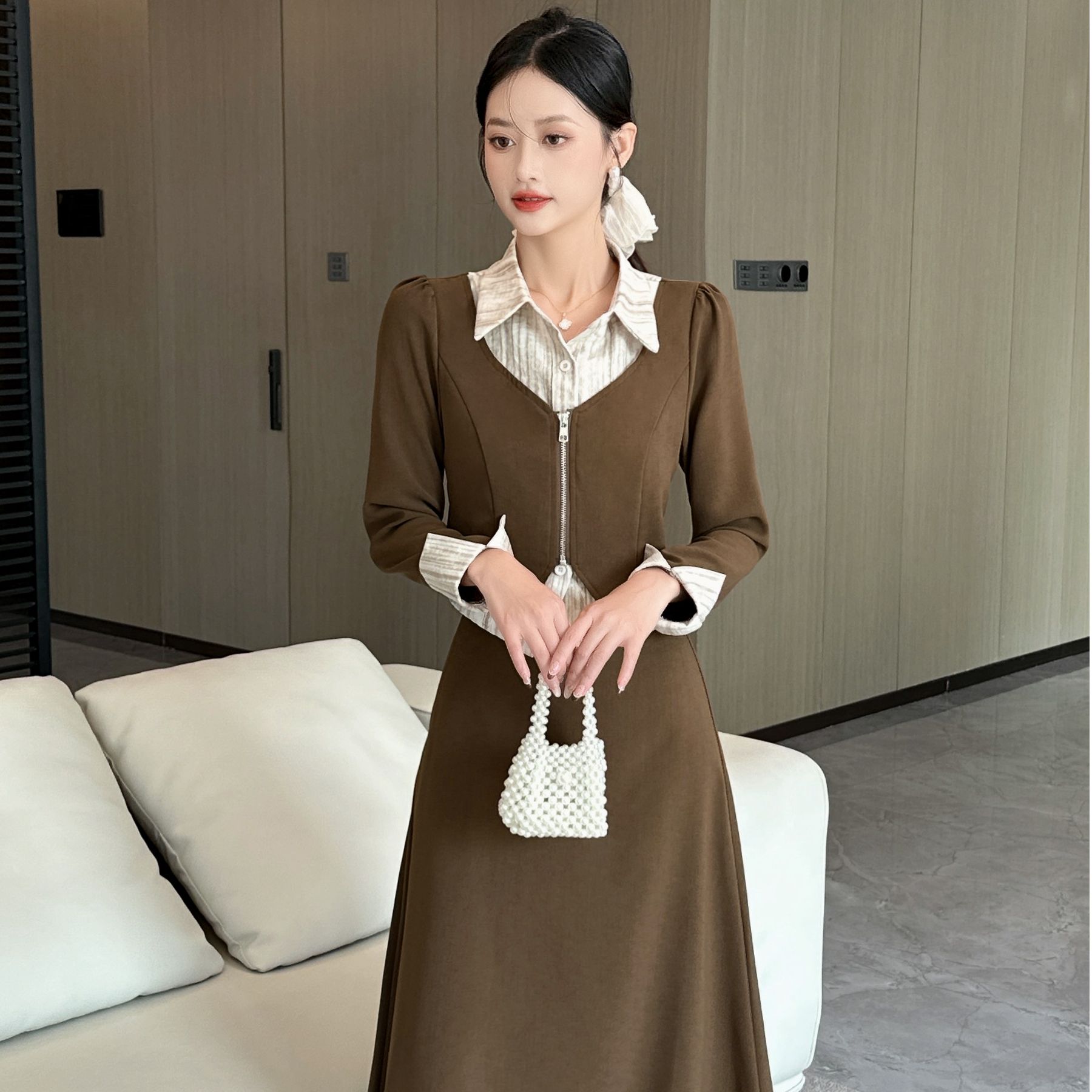 【芊朵 】高级感春装时尚拼接拉链设计感上衣气质显瘦收腰半裙套装