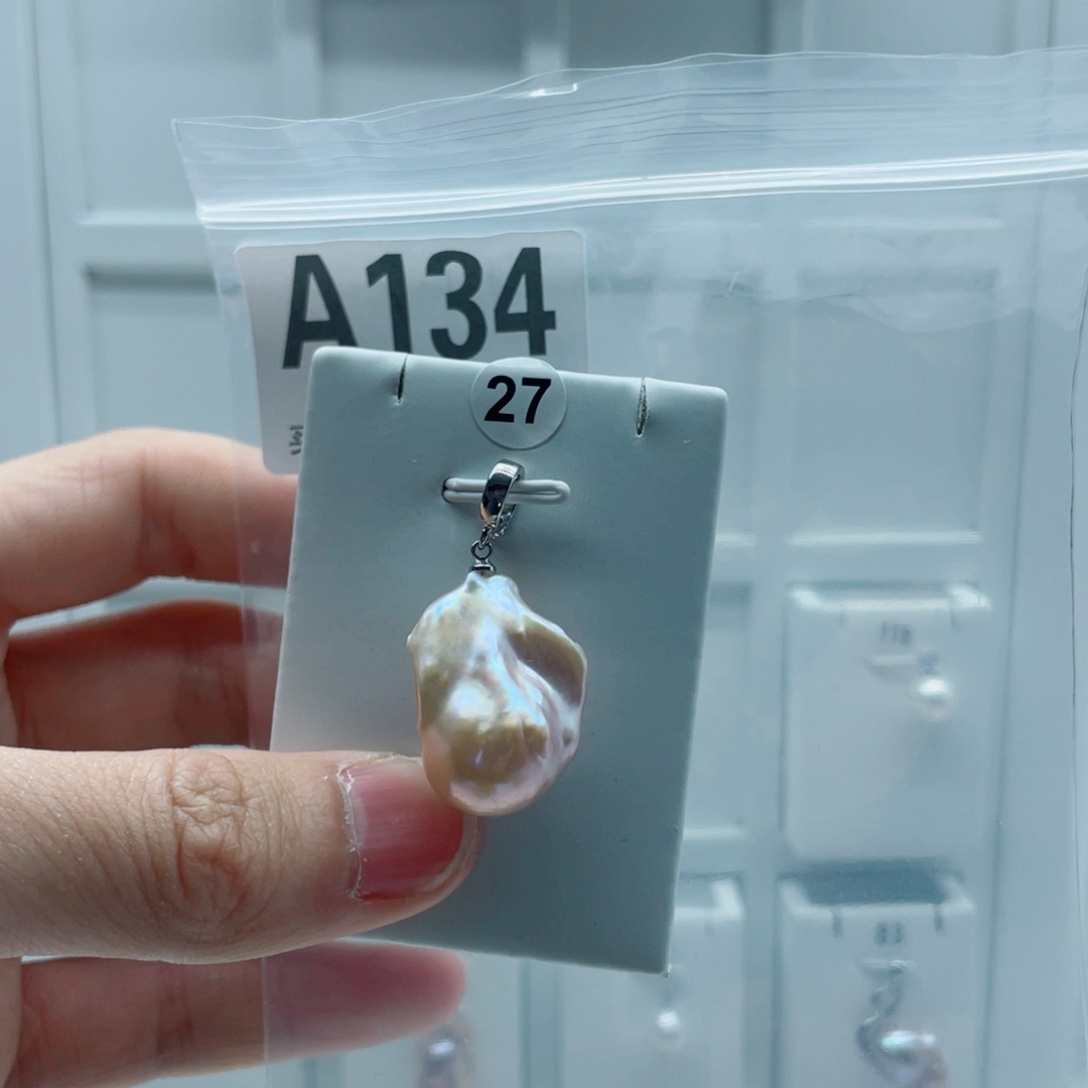 颈饰淡水珍珠合金