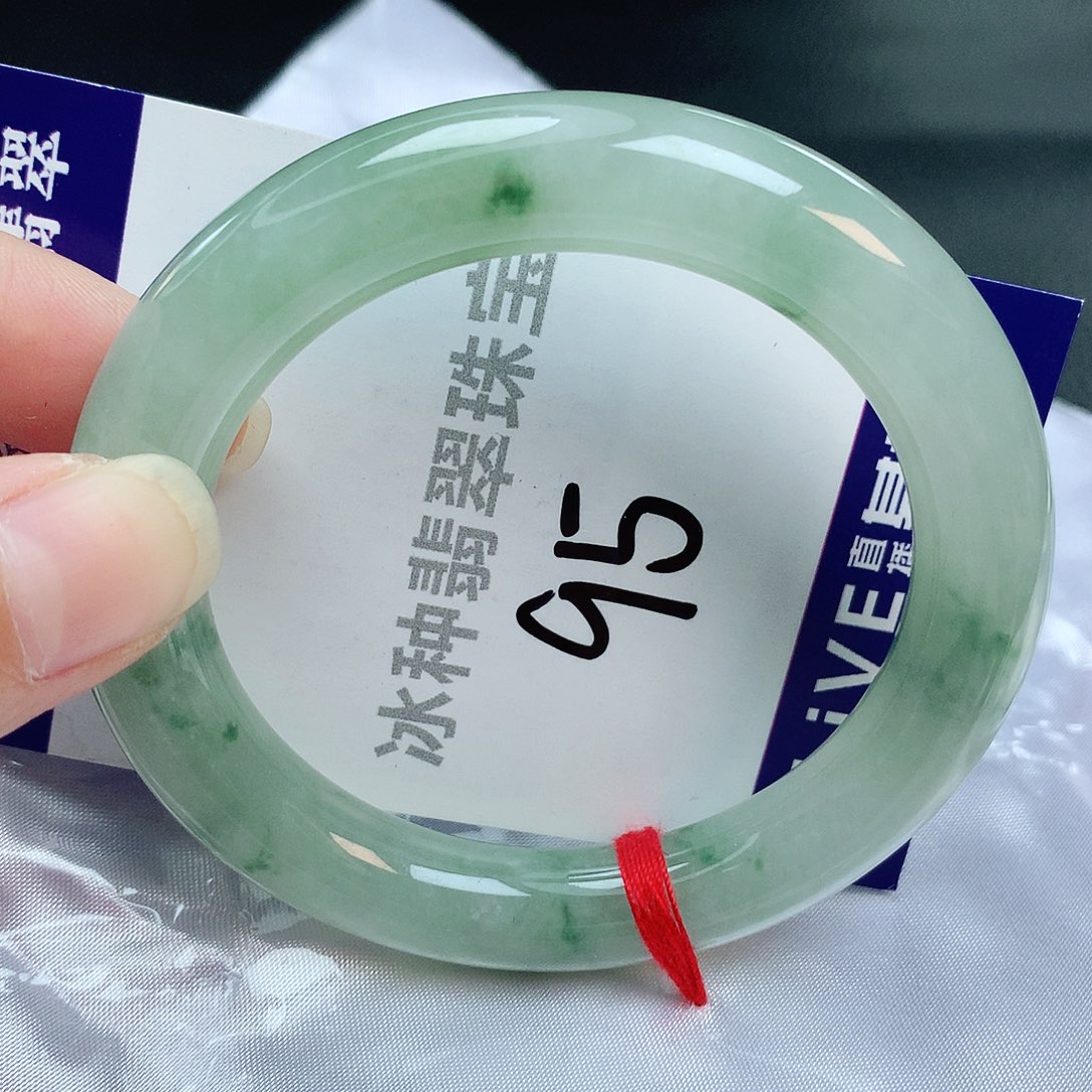 翡翠手镯未镶嵌缅甸天然A货翡翠手镯