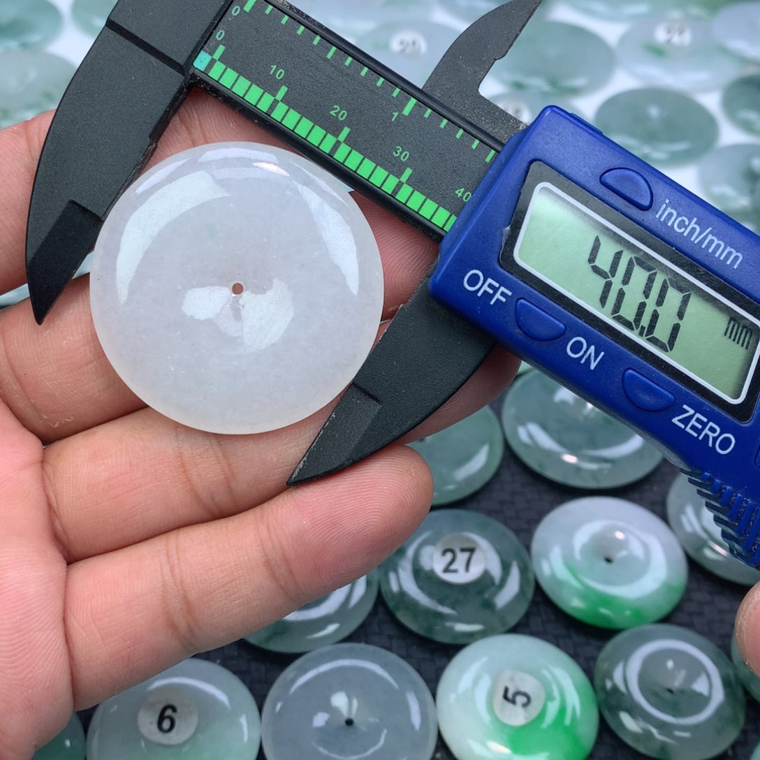 翡翠未镶嵌颈饰缅甸天然A货翡翠