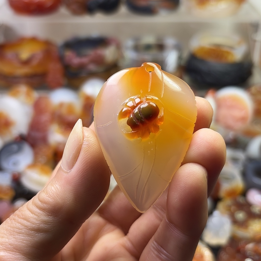 玛瑙/玉髓未镶嵌吊坠(不含链)