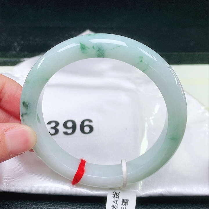 未镶嵌手镯翡翠62圈口396