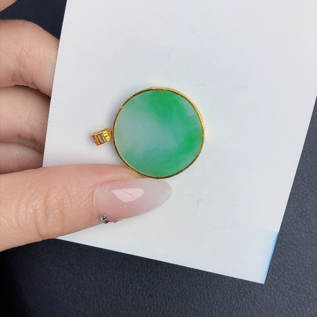 【闪购商品】翡翠颈饰18K金镶嵌0000000000