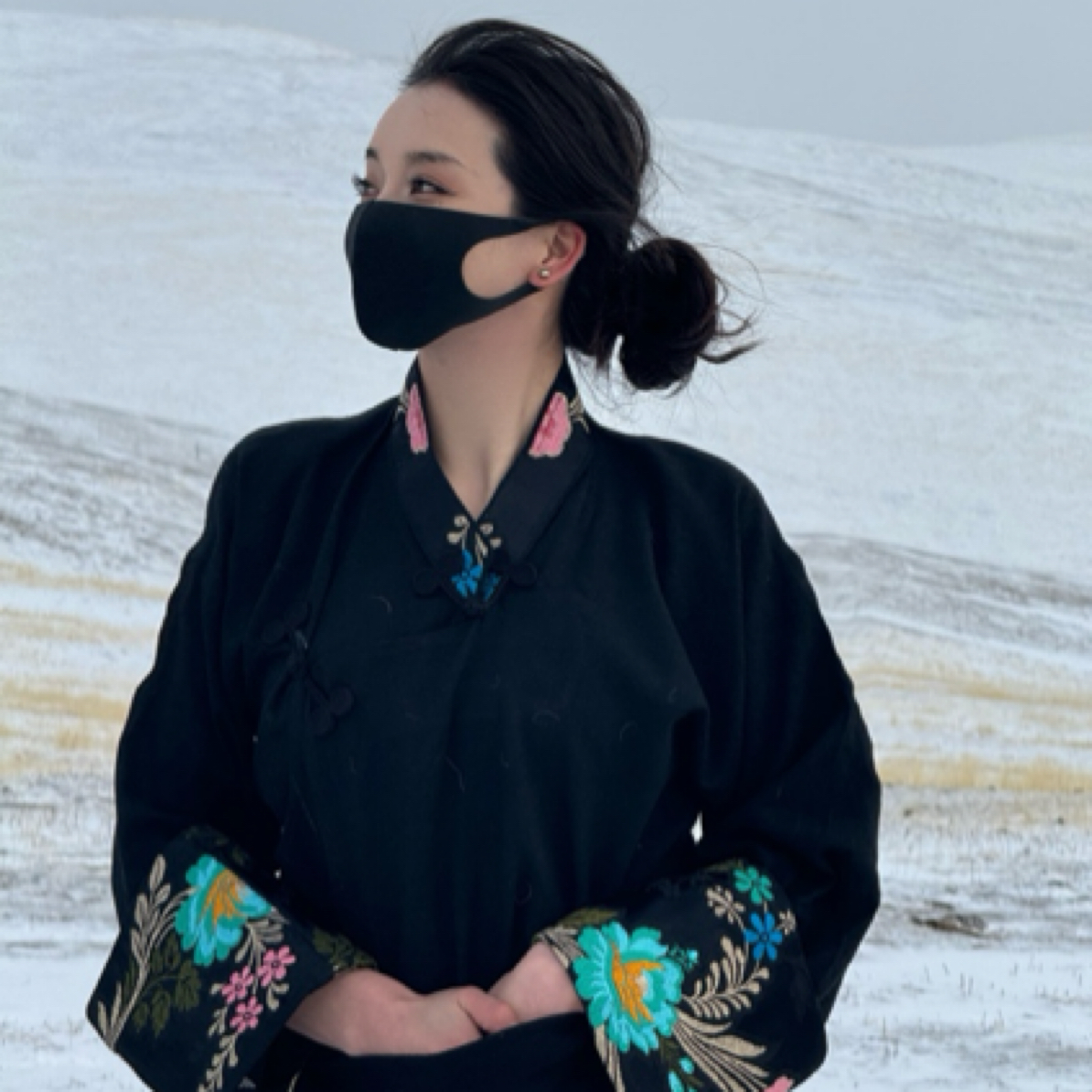 2025新款进口布热衬衣领口袖口加边 百搭高级大气