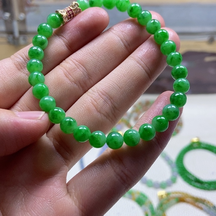定制翡翠未镶嵌缅甸翡翠A货卡6.4