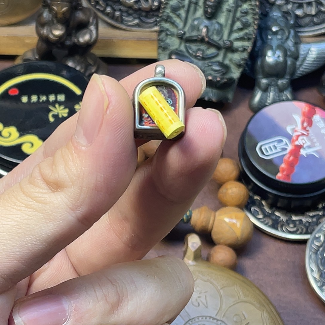 隐***尘藏银嘎乌盒一个加经文装藏