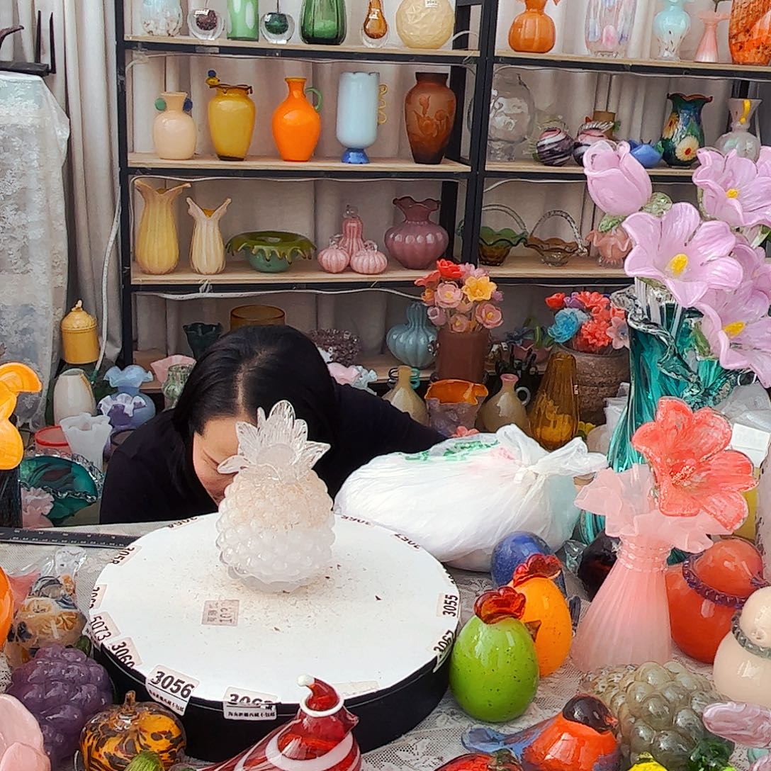 菠萝福利家悦琉璃工艺品