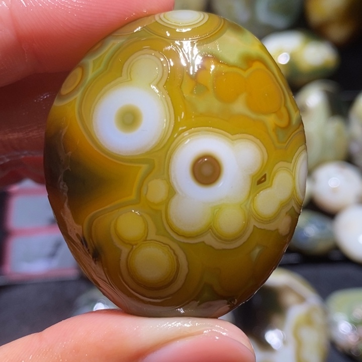 未镶嵌玛瑙/玉髓珠宝奇石