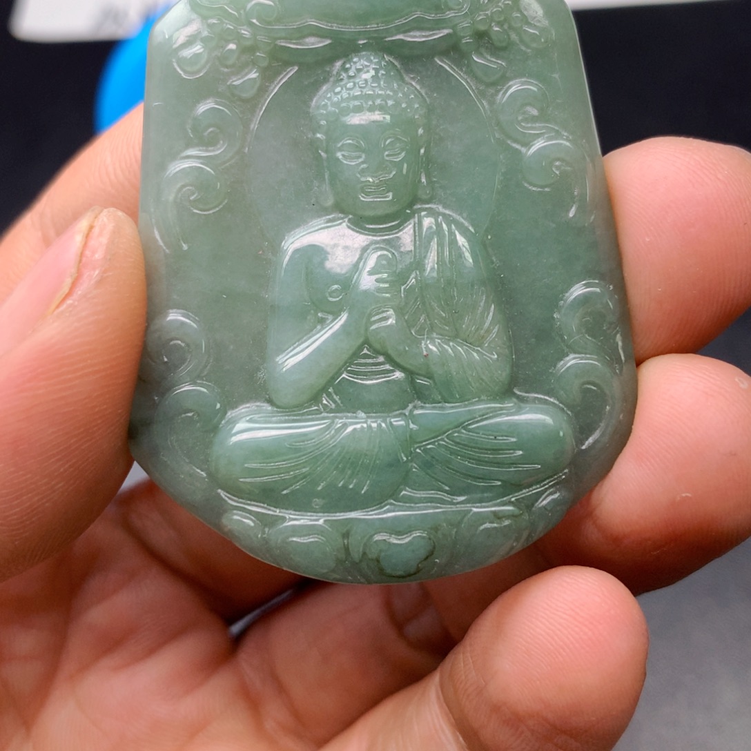 翡翠未镶嵌颈饰翡翠首饰和翡翠珠宝